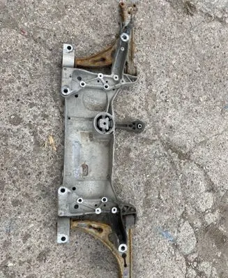 Skoda Octavia Mk2 (1Z) Front subframe