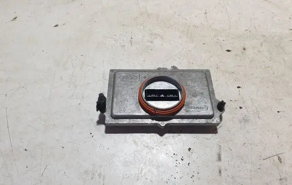 Volvo XC70 Headlight ballast module Xenon L90005488