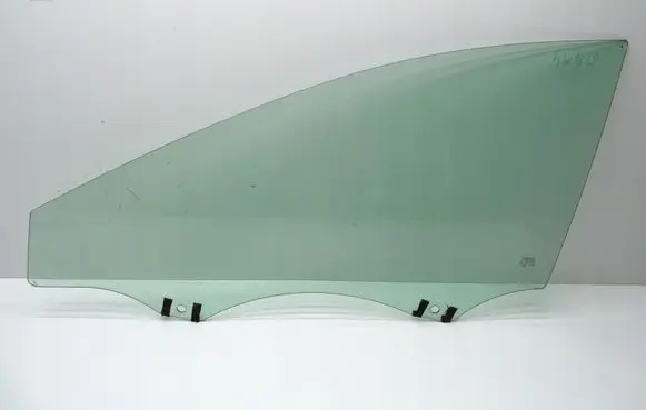 Seat Leon (5F) Front door window glass four-door 16390379390