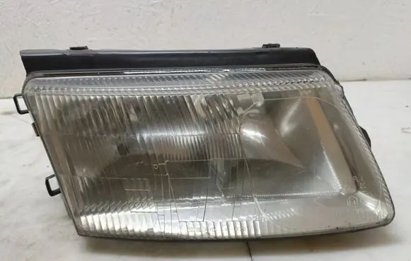 Volkswagen PASSAT B5 Headlight/headlamp 4411125 E41259975 02186771