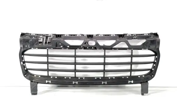 Porsche Cayenne (92A) Front bumper upper radiator grill 7P5807683