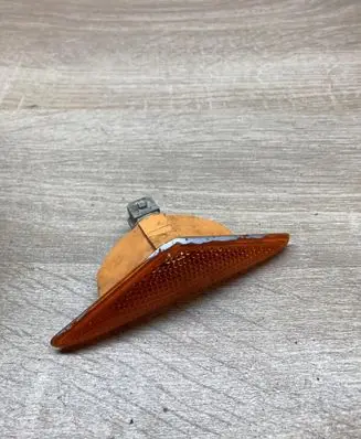 Ford Focus Front fender indicator light XS4H3K354
