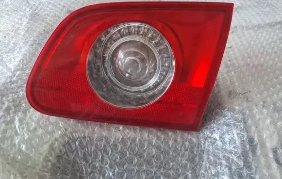 Volkswagen PASSAT B6 Tailgate rear/tail lights 3C9945094