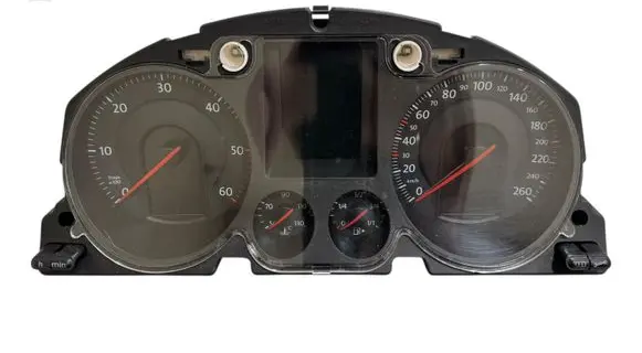 Volkswagen PASSAT B6 Speedometer (instrument cluster) 3C0920871E V0002000 3C0920871F