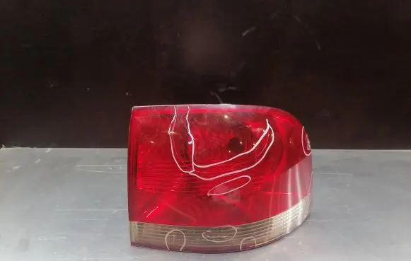 Volkswagen Touareg I Rear/tail lights 7L6945096K