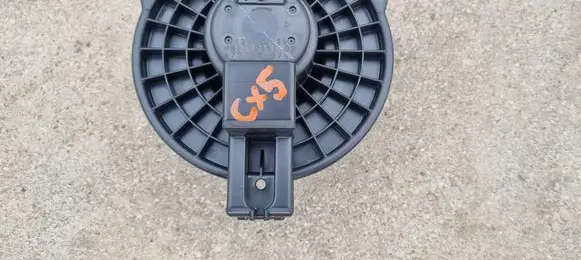 Mazda CX-5 Heater fan/blower 872700-0701