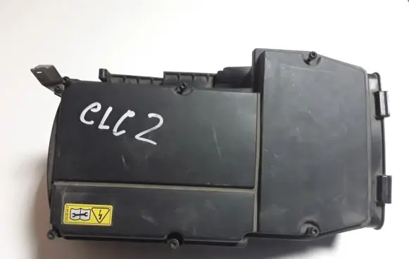 Mercedes-Benz SLK R171 Air filter box A2710900901