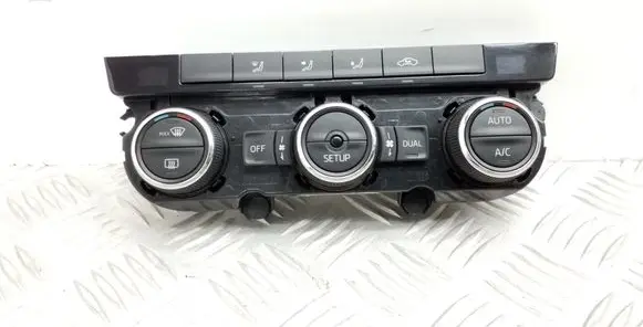 Skoda Octavia Mk3 (5E) Climate control unit 5E0907044