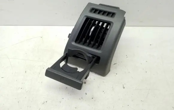 Toyota Prius+ (ZVW40) Dashboard side air vent grill/cover trim 5562047052 GN62111940 5568647080