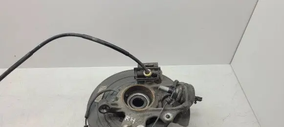 Dodge Durango Rear wheel hub 04877112AC