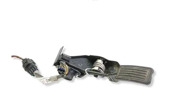 Toyota Corolla Verso E121 Accelerator throttle pedal 822230F040C