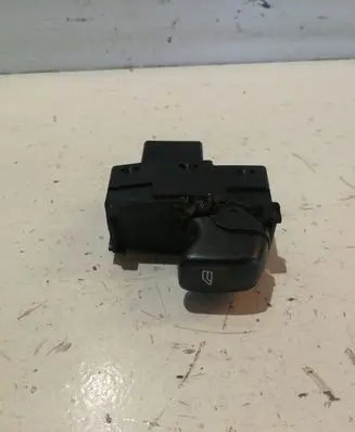 Volvo V70 Electric window control switch 30658696