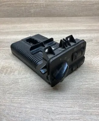 BMW 3 E46 Light switch 8383226 086480051