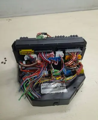 Mercedes-Benz E AMG W212 SAM control unit A2129004830 A2319023704 A2129025711