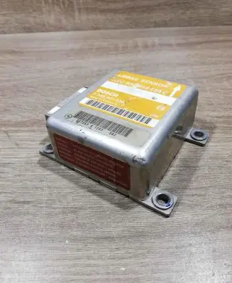 Audi A4 S4 B5 8D Airbag control unit/module 8a0959655c 0285001038