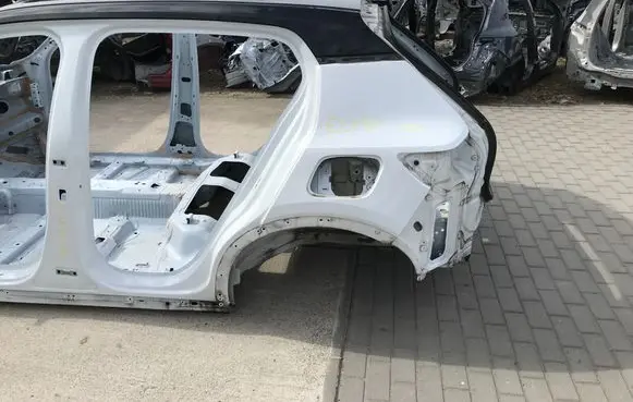 Volvo XC40 Rear quarter panel 