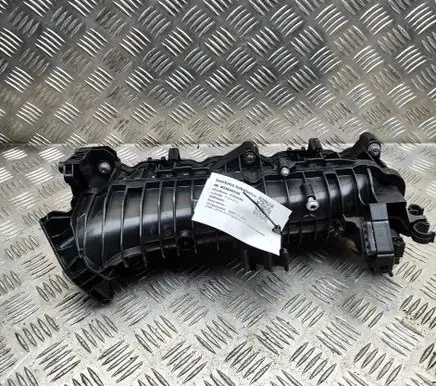 BMW X1 E84 Intake manifold 7807991 8506406
