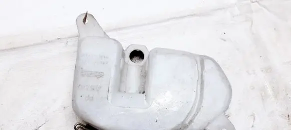 Mitsubishi Pajero Sport I Windshield washer fluid reservoir/tank 860141145