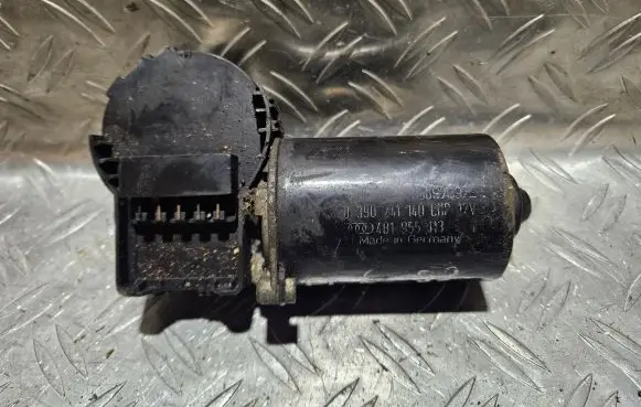 Audi A6 S6 C5 4B Wiper motor 0390241140 4B1955113