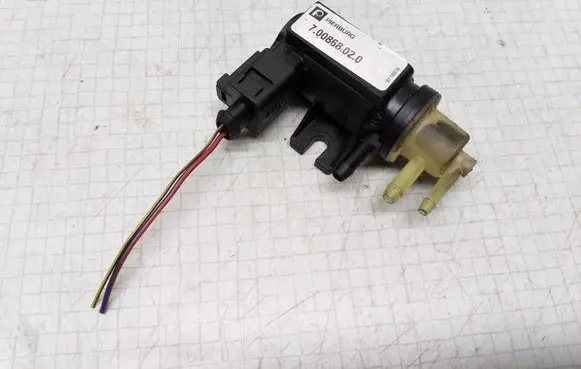 Audi A4 S4 B7 8E 8H Turbo solenoid valve 700868020