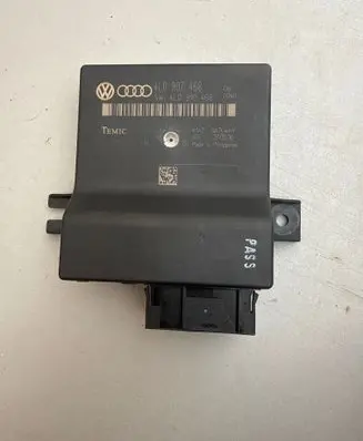 Audi Q7 4L Gateway control module 4L0910468 AC1323