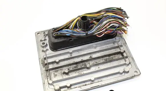 Ford Ka Engine control unit/module 6S5112A650BB