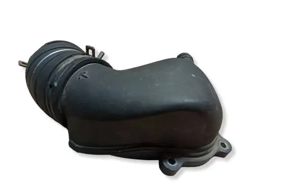 Mercedes-Benz C W203 Air intake duct part A1111411204 310429 A6GF30