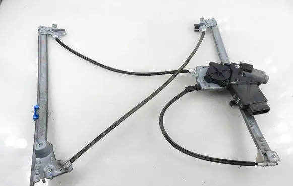 Renault Espace - Grand espace IV Front door window regulator with motor 116097