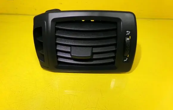Renault Clio II Dashboard side air vent grill/cover trim 226378 R6195215