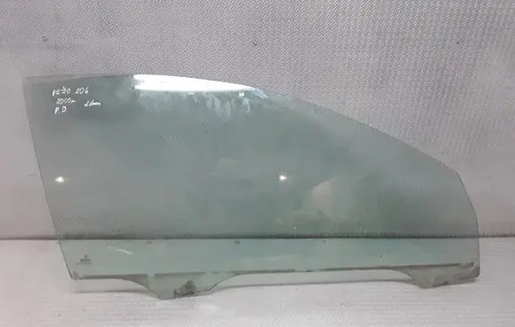Peugeot 206 Front door window/glass (coupe) 