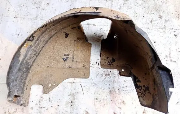 Ford Mondeo Mk III Front wheel arch liner splash guards 
