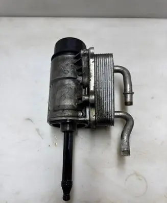 Mercedes-Benz S W220 Oil filter mounting bracket