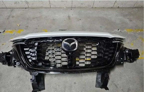 Mazda CX-60 Front grill