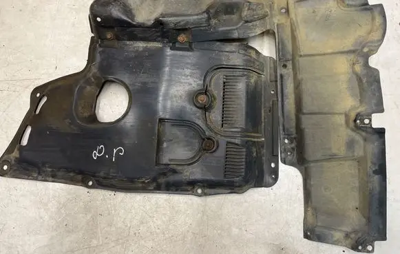 Toyota Corolla Verso AR10 Engine splash shield/under tray 514050F010