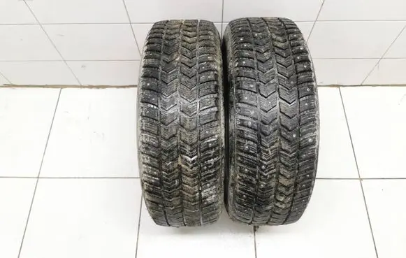Volkswagen Golf I R15 winter/snow tires with studs 18560R15 ARCTRAC VREDESTEIS