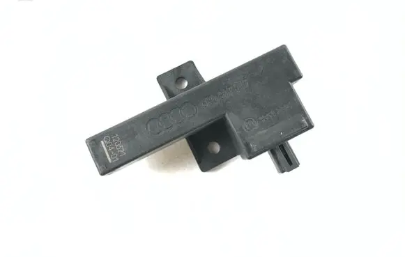 Audi A4 S4 B8 8K Keyless (KESSY) go control unit/module 8K0907247