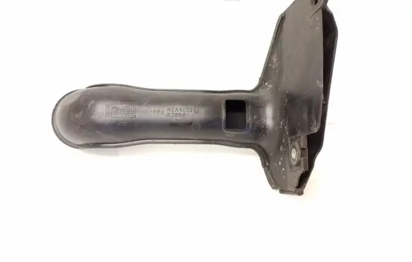 Mazda CX-7 Air intake duct part K3804