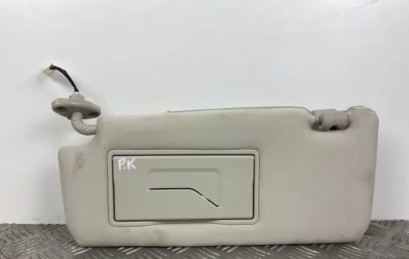 SsangYong Rexton Sun visor