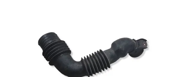 Toyota Yaris Turbo air intake inlet pipe/hose 