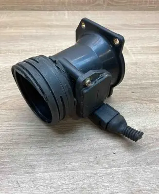 Volkswagen PASSAT B5 Mass air flow meter AMMQ19663