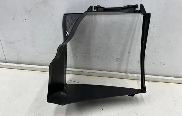 Porsche Panamera (976) Intercooler air guide/duct channel 976121674