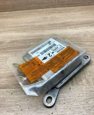 Nissan Primera Airbag control unit/module 98820AV200 0285001420