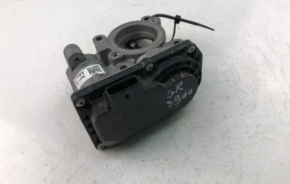 Renault Clio IV Throttle valve H8201171233
