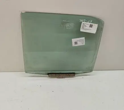 Mercedes-Benz 190 W201 Rear door window glass A2017300318 43R001057