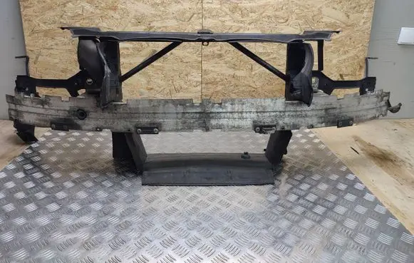 BMW 5 E60 E61 Radiator support slam panel