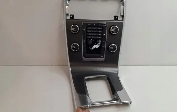 Volvo V60 Central console control unit 30781499