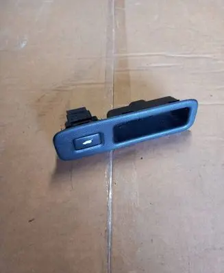 Honda Accord Tailgate/boot open switch button HZSS6A1