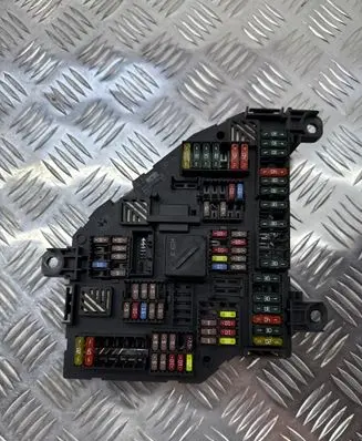 BMW 5 F10 F11 Fuse module 217033452F 01660443 9234423