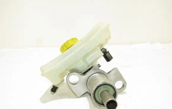 Audi A6 S6 C6 4F Master brake cylinder 8E0611301G