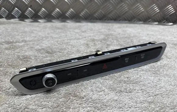 BMW X5 G05 Climate control unit 5A6419802 20020110 BT5A641960